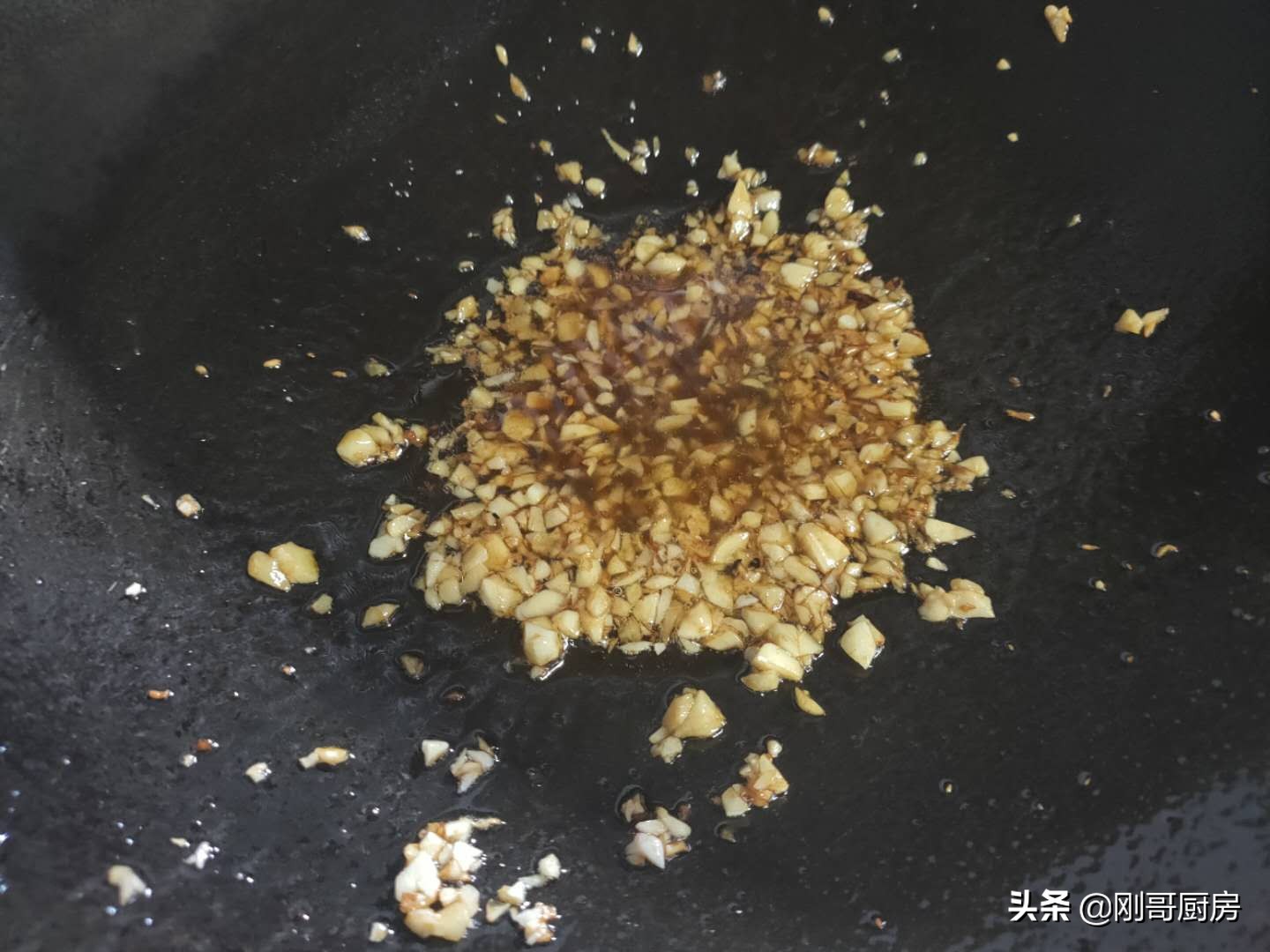 扒糕的家常做法(北京特色小吃扒糕的制作教程)