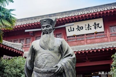 ​历史上的包拯真的有月牙吗