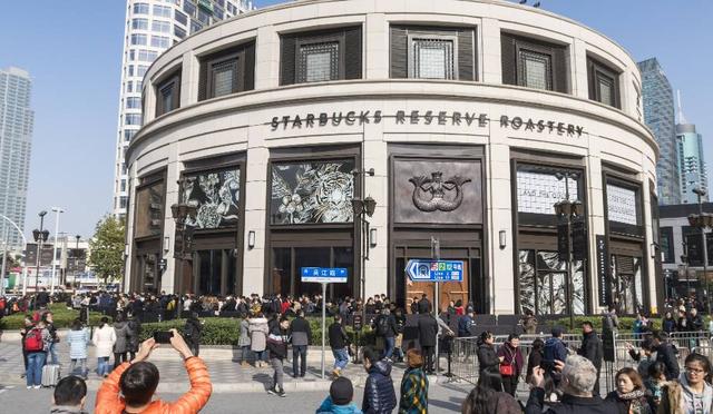 看看上海外滩最美风景区（惊艳亚洲上海这座）(2)