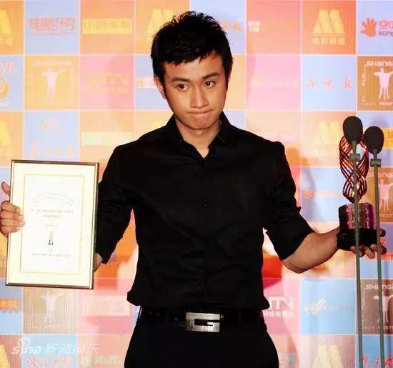 结婚11年，出轨后5年，马伊琍你终于跟文章离婚了！