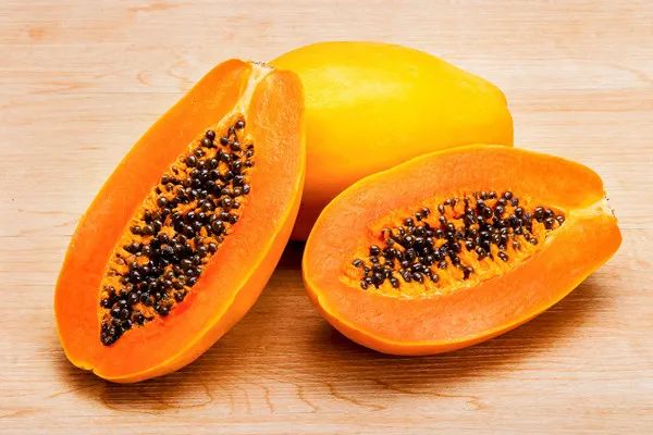 广东木瓜煲汤食谱大全（女人都爱用它煲汤喝）