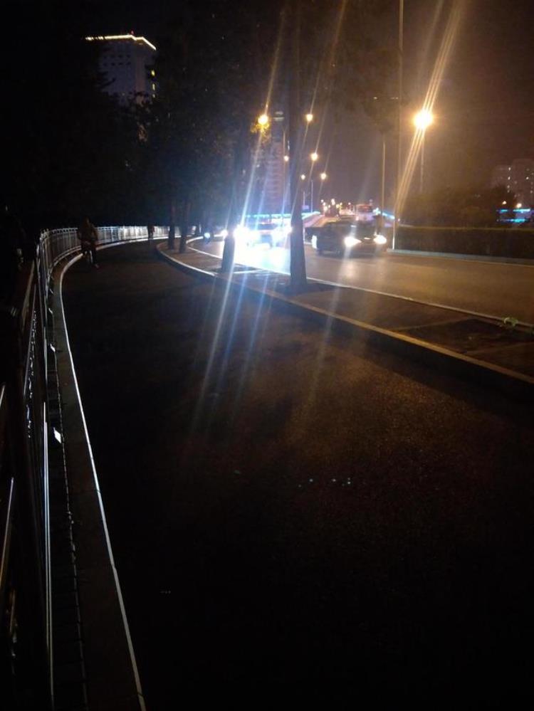 地铁上最讨厌的十种人「地铁上最讨厌的十种人」