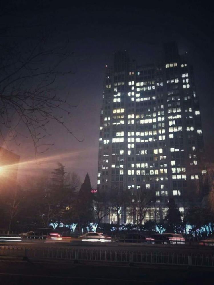 地铁上最讨厌的十种人「地铁上最讨厌的十种人」