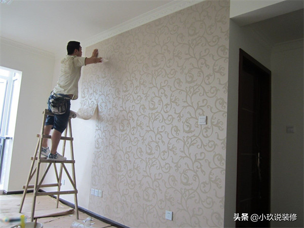 上门贴墙纸一般多少钱(贴墙纸人工费怎么算)