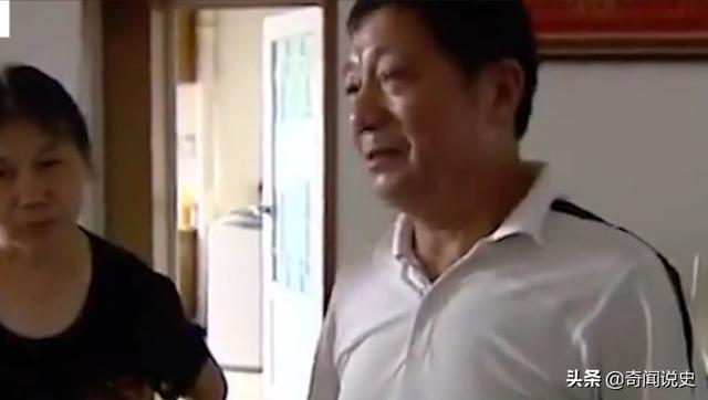 汶川地震事件的英雄人物（故事:抗震英雄受重伤）(13)