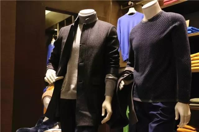 鄂尔多斯羊绒大衣便宜嘛（鄂尔多斯羊绒大衣最多直降4000元）(25)