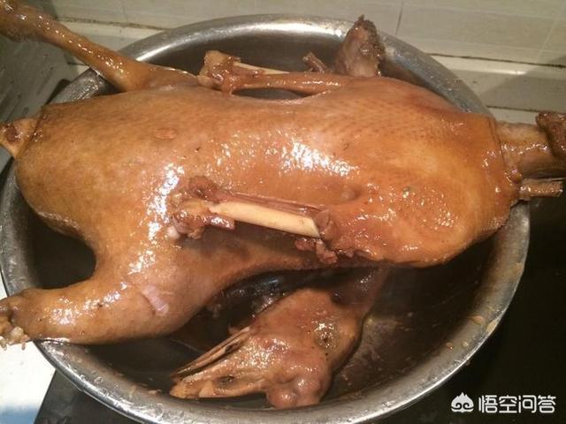 广东白切鹅的正宗做法(广东四大名鹅及八大鹅肉作法)(20)