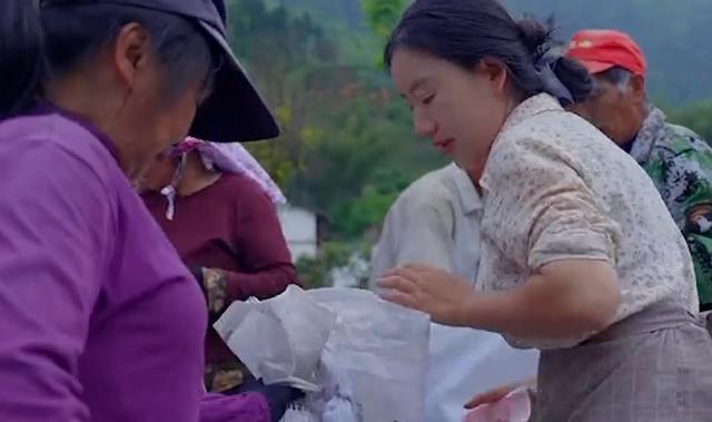 网红沈丹个人简历（乡愁沈丹23岁生下女儿）(22)