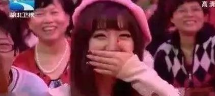 女生涂指甲油不涂中指是为什么 中指不涂指甲油什么梗