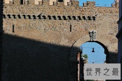 ​世界上最小的国家梵蒂冈虽然面积小 但是人均收入很高