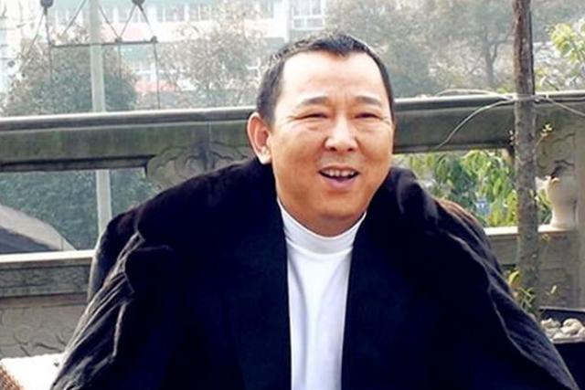 云南十大恶人孙小果杀的谁(四川首善的双面人生)(10)