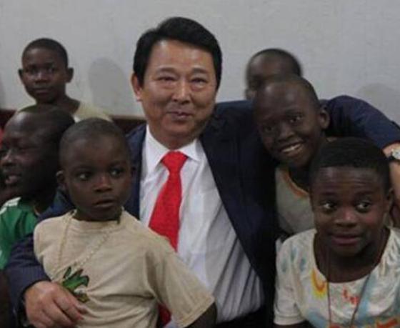 云南十大恶人孙小果杀的谁(四川首善的双面人生)(23)