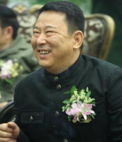 云南十大恶人孙小果杀的谁(四川首善的双面人生)(14)