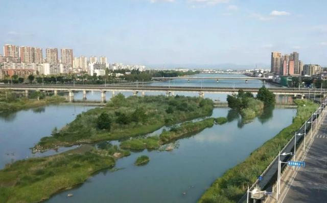 云南十大恶人孙小果杀的谁(四川首善的双面人生)(37)