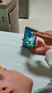 ​网瘾少年父亲之惑：儿子玩“王者”被骂后跳楼，终身残疾仍难戒瘾