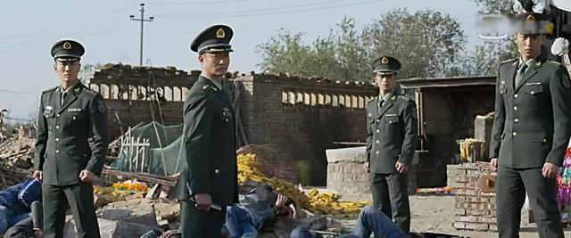 战狼2重映官方刺激下票房市场(79万人打出7.1分近4年后重映)(8)