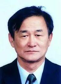 四大巨星陨落之谜(3天内两位巨星陨落)(3)