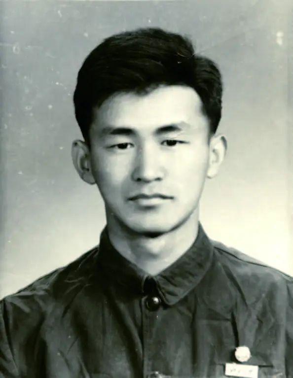 四大巨星陨落之谜(3天内两位巨星陨落)(4)