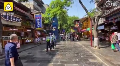 ​回民街迎16年来五一最少客流！大雁塔、兵马俑游客骤减…今年西安景区告别“人