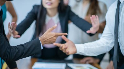 ​中枪的怎么又是百度？