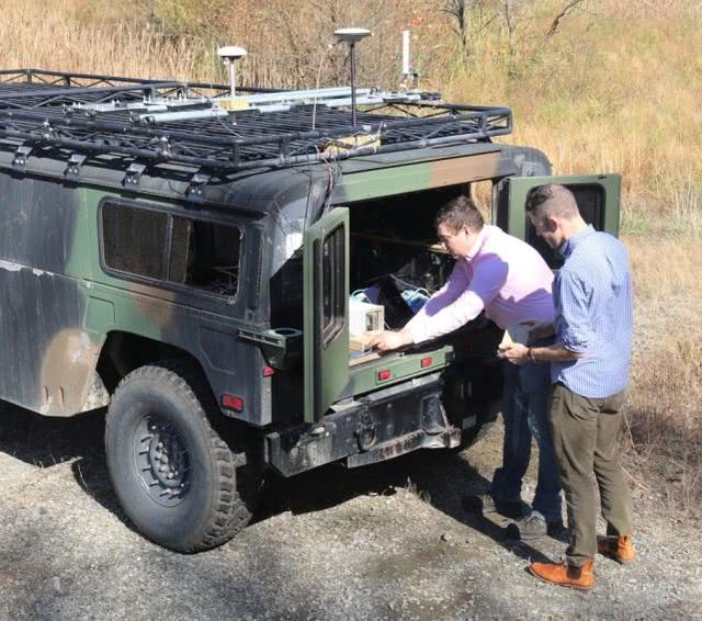 加长悍马图片大全大图(美国军用加长悍马发展史)