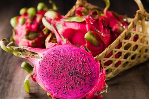 火龙果的含糖量 火龙果减肥能吃吗 火龙果的含糖量 火龙果减肥能吃吗