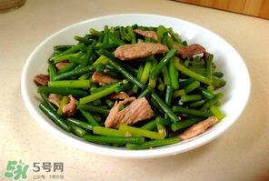 香椿和蒜苔能一起吃吗?香椿蒜苔的做法 香椿和蒜苔能一起吃吗?香椿蒜苔的做法