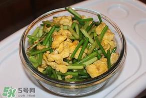 香椿和蒜苔能一起吃吗?香椿蒜苔的做法 香椿和蒜苔能一起吃吗?香椿蒜苔的做法