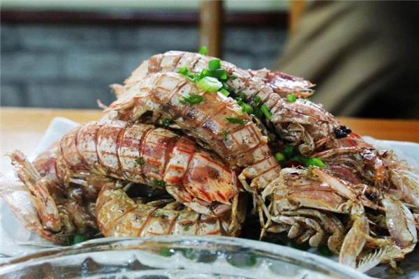 濑尿虾怎么清洗 用牙刷刷洗