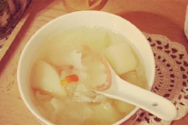 冰糖雪梨孕妇可以喝吗 冰糖雪梨孕妇食用方法 冰糖雪梨孕妇可以喝吗 冰糖雪梨孕妇食用方法