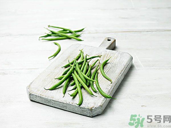 四季豆没炒熟有毒吗？四季豆没熟吃了会怎样？