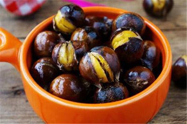 板栗可以和虾一起吃吗 板栗和虾一起吃的作用