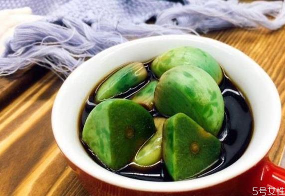 腊八蒜泡一个月也没绿 腊八蒜不绿还能补救吗