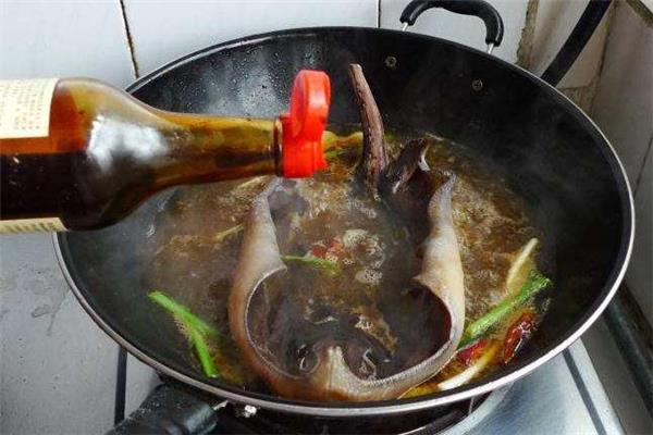 老板鱼怎么处理 老板鱼处理小技巧