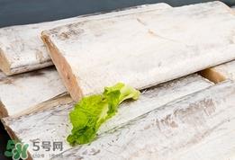 带鱼表面银色需要去掉吗?带鱼身上银色要洗干净吗? 带鱼表面银色需要去掉吗?带鱼身上银色要洗干净吗?