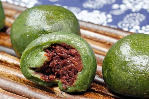 艾草青团怎么做会绿 加入小苏打 艾草青团怎么做会绿 加入小苏打