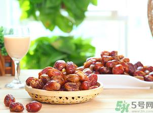 椰枣好吃吗？椰枣和红枣的区别