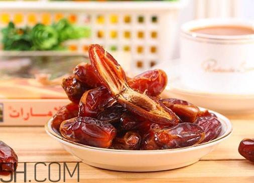 椰枣是蜜饯吗？鲜椰枣与加工过的椰枣有什么区别