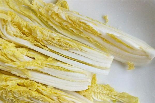 黄芽菜和大白菜的区别 两者的对比