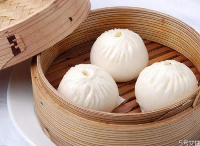 ​一个素包子的热量是多少 减肥可以吃几个素包子