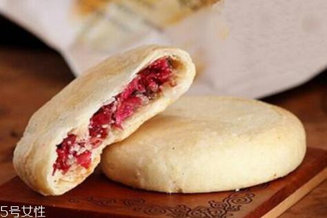 鲜花饼热量高吗 吃鲜花饼会胖吗