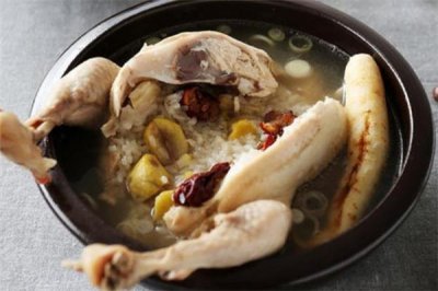 ​童子鸡是几个月的鸡 童子鸡可以煲汤吗