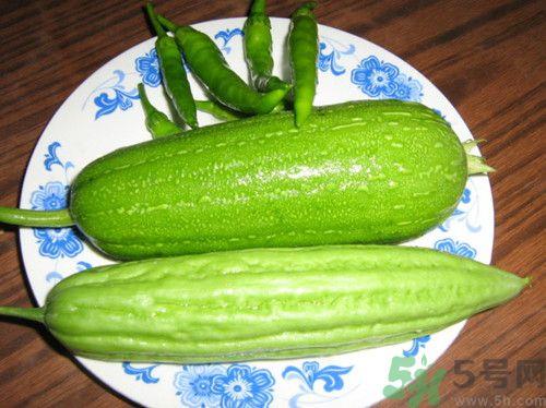 丝瓜和苦瓜能一起吃吗?丝瓜和苦瓜的区别