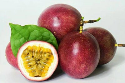 ​百香果泡水能天天喝吗 百香果泡水有什么好处