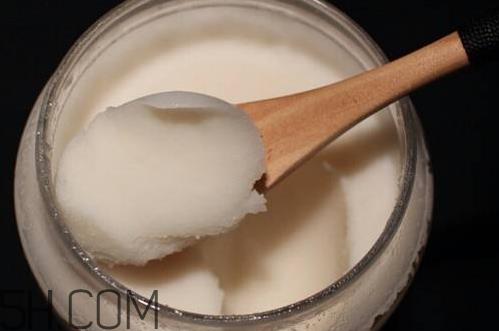 熬猪油前应该先放点什么 熬猪油要放生姜吗