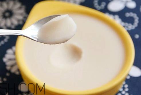 熬猪油前应该先放点什么 熬猪油要放生姜吗