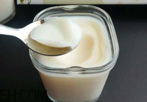 熬猪油前应该先放点什么 熬猪油要放生姜吗