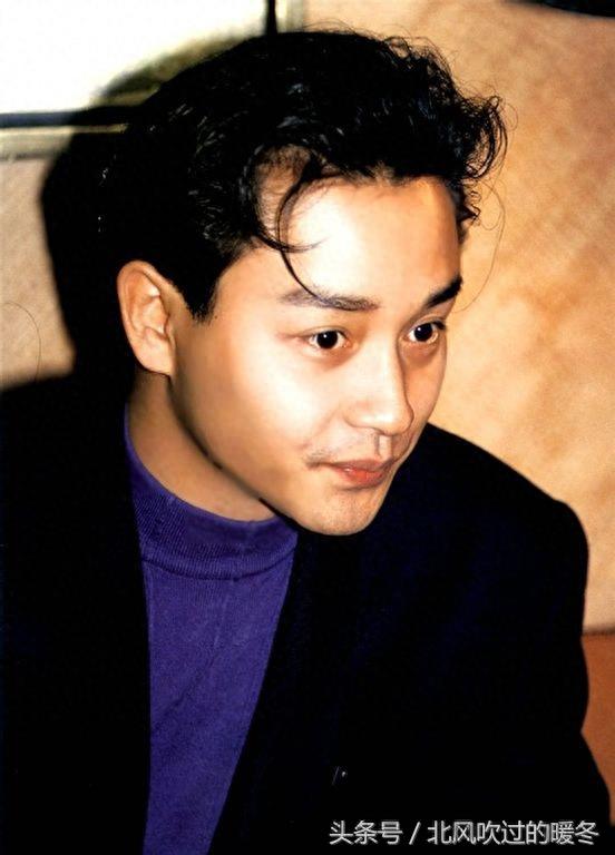 香港一代巨星“哥哥“张国荣的墓葬不在四川，而是在家里！