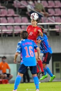 中国女足战平日本队东亚杯中国女足获亚军