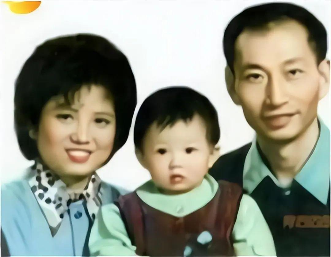 殷桃图片个人资料 ;曾被重庆落马高官“包养三年”?真相来了